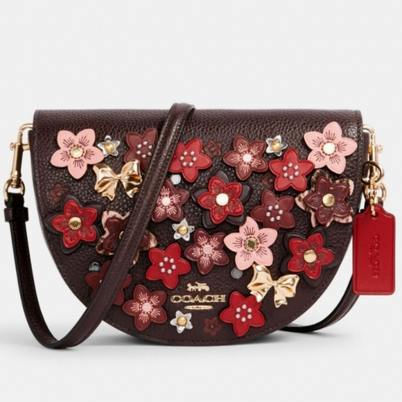 ❤️HP🎉New Coach Crossbody With Daisy Applique - Picture 1 of 9